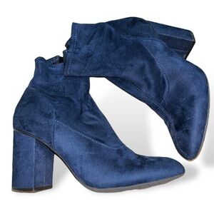 Kenneth Cole navy blue boots💌